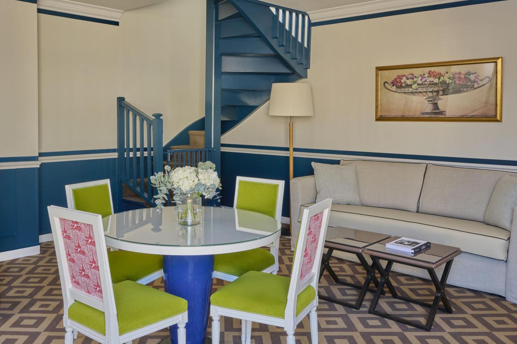 Deluxe Suite met 2 Slaapkamers en Uitzicht op de Patio