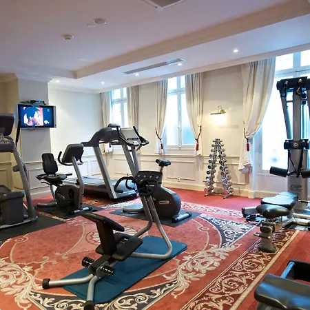 Fraser Suites Le Claridge Champs-Elysees-3